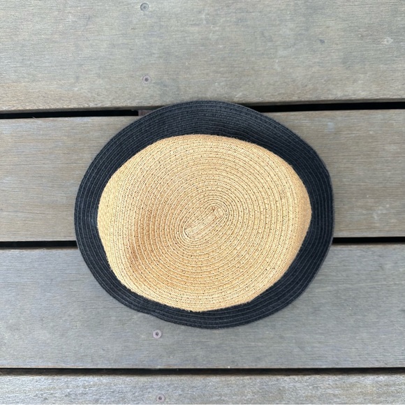 straw bucket hat - Picture 2 of 4